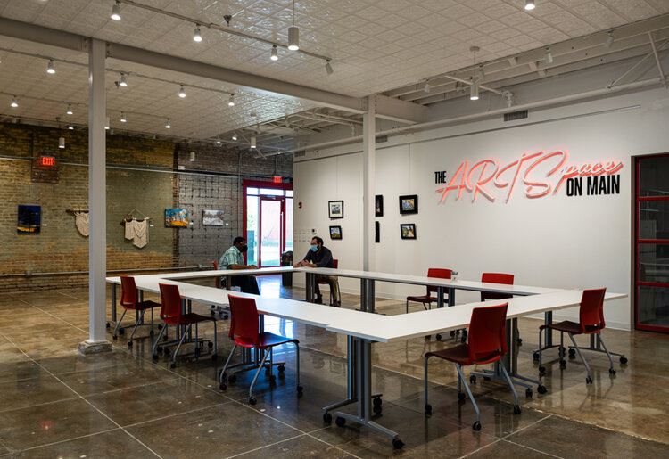 ASC701's tweet photo. The ARTspace on Main is officially OPEN! 

ASOM serves as an arts + event space for the community. Along with ARTworks on Main, ASC plans to host several events that encourage the growth of downtown Pine Bluff! 

More here: https://t.co/DpKgQ2XZJV
#asc701 #CulturalCrossroad https://t.co/O3tEjnJcXb