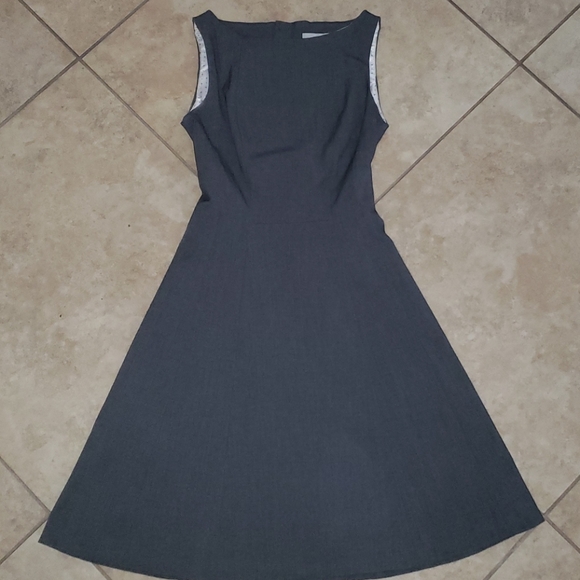 Samugirls's tweet photo. So good I had to share! Check out all the items I'm loving on @Poshmarkapp #poshmark #fashion #style #shopmycloset #hm: https://t.co/phx5SYUbaR https://t.co/0SYdKV4YBD