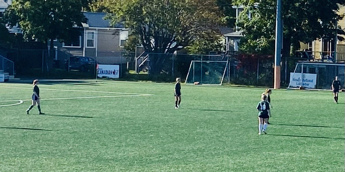 HicGal14's tweet photo. Gorgeous day in late September for the 1st game for the girls OD soccer team‼️🤩 Tough loss but a beauty goal by our girl‼️WTG Riley‼️⚽️💚 @ODHigh @ODAthleticsNL @GaryHickey14 https://t.co/QLocSJGmX6