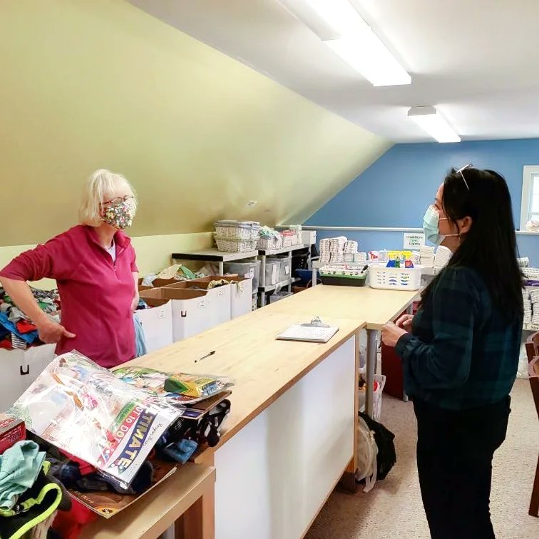 TeamTram's tweet photo. Shoutout to @CommunityGivingTree in Boxford - they collect diapers & wipes year round. I was happy to donate diapers & tour the facility, where volunteers sort donated children's clothing & bundle them for social workers to deliver to families in need. https://t.co/Cyh92pEDdZ https://t.co/1THJfSrvI7
