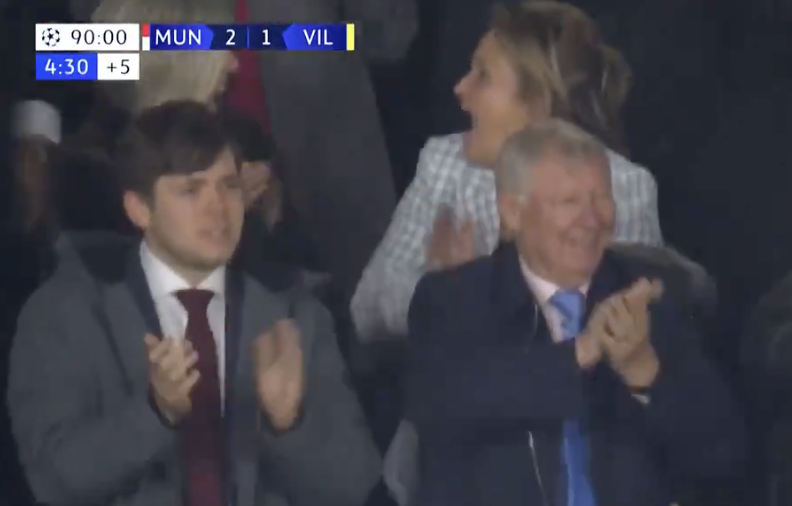 UnitedStandMUFC's tweet photo. Just this ❤️😭😊 https://t.co/EkMdIUPArg