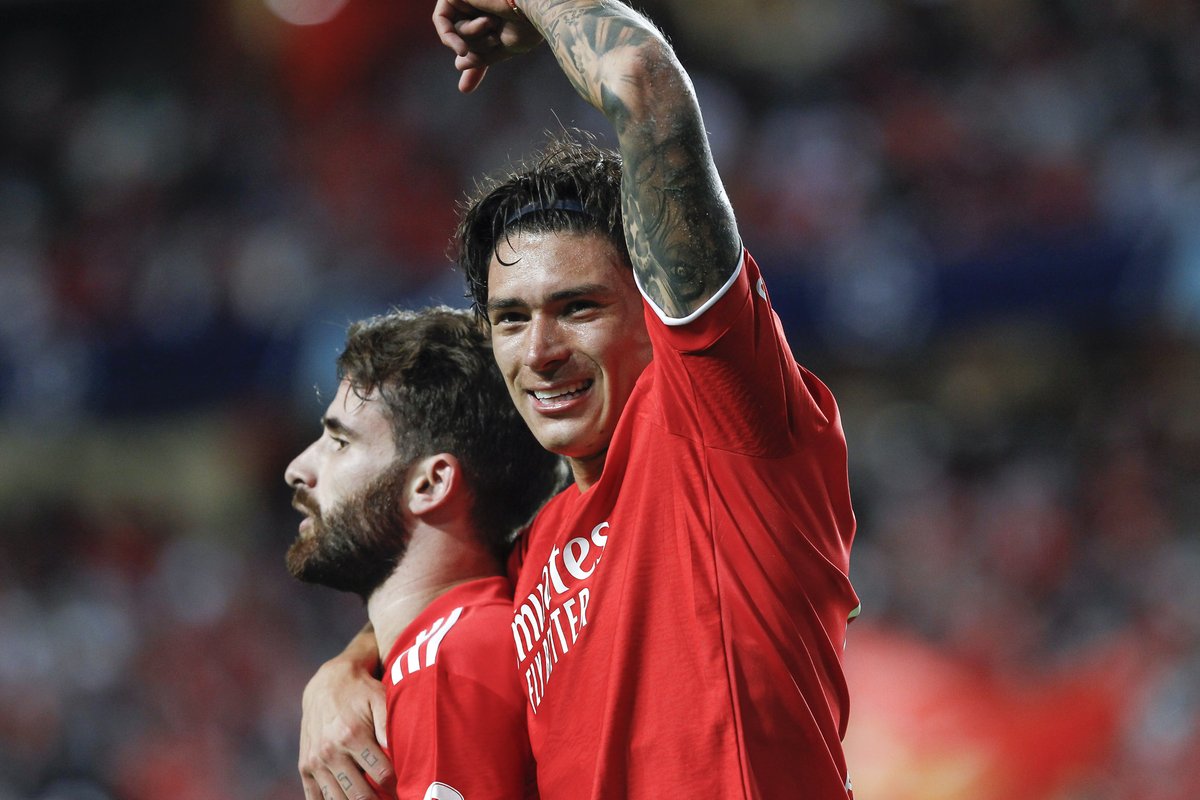 😍 These two!

#SLBFCB #UCL #WeAreBenfica