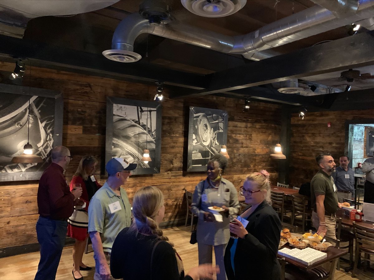 SBAM's tweet photo. Yesterday we had such a fun time with our Ann Arbor small business owners at Blue Tractor BBQ &amp; Brewery! Thanks for coming out! #Owner2Owner #networking #smallbizresources https://t.co/IXVJGhF5ev