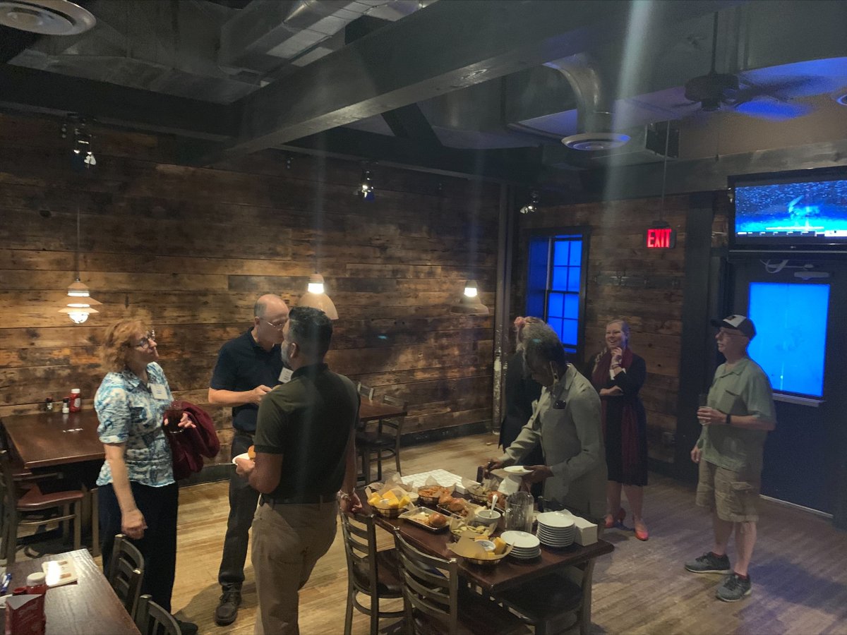 SBAM's tweet photo. Yesterday we had such a fun time with our Ann Arbor small business owners at Blue Tractor BBQ &amp; Brewery! Thanks for coming out! #Owner2Owner #networking #smallbizresources https://t.co/IXVJGhF5ev