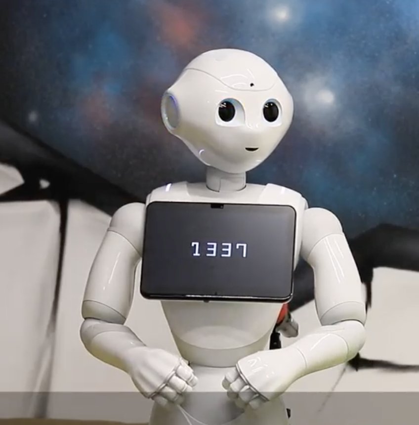 azertfx's tweet photo. Shy @PepperTheRobot https://t.co/gGFj47HAvm