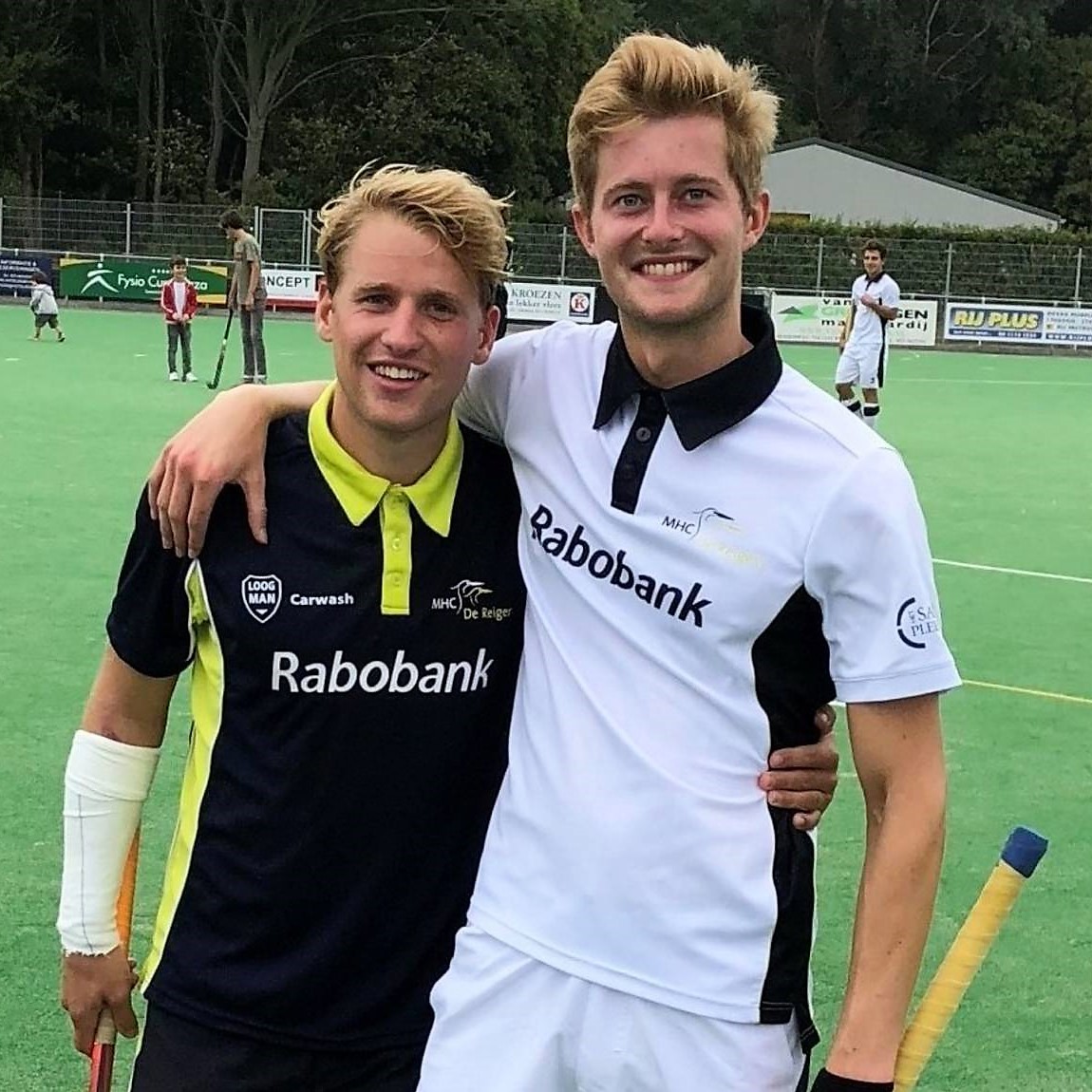 Wat een geweldig verhaal van deze geweldenaar. 
#denniswarmerdam @Hockey_Pinoke 
sluit aan bij Oranje #hockey... Gefeliciteerd! 🧡
nos.nl/collectie/1371…