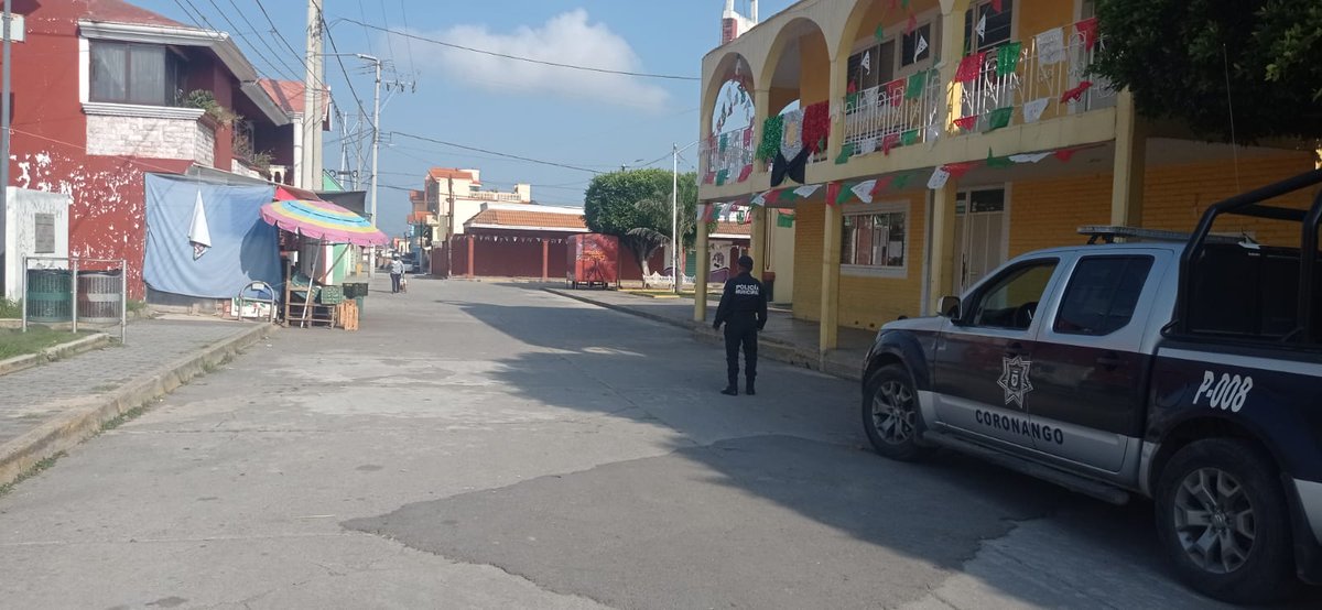 Comis_Coronango's tweet photo. Elementos de seguridad realizan guardias estacionarias en las juntas auxiliares
⌚1300
📍#SanAntonioMihuacán
👮Seguridad Pública 
#PrimeroTuSeguridad https://t.co/07ocZTSIe1