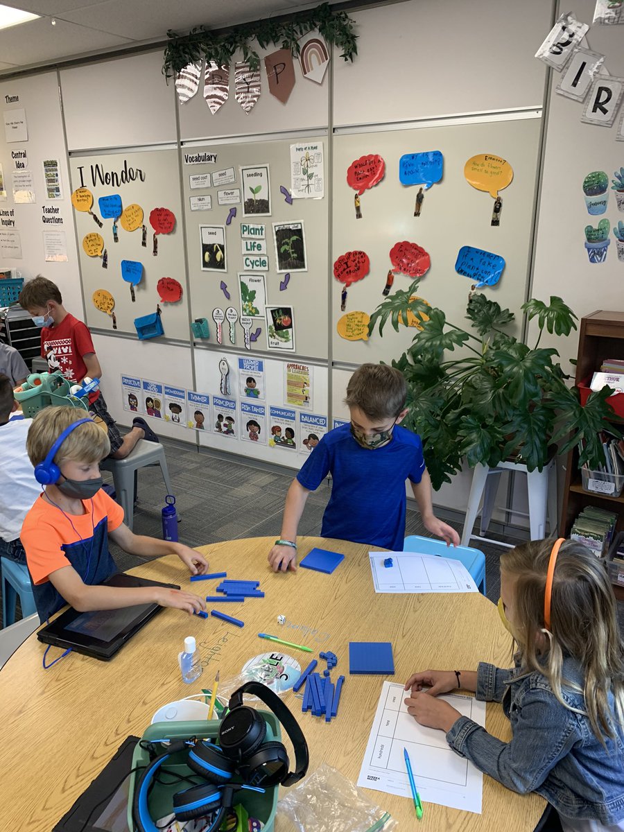 SCEProctor2nd's tweet photo. Fun with place value.@scoveEl https://t.co/n5D0aB0B2S