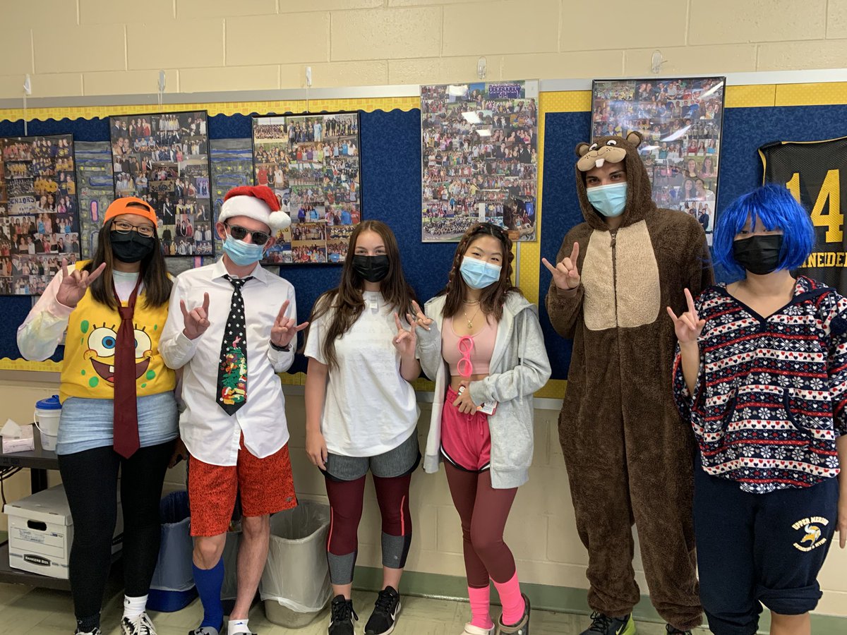 Wacky Wednesday!  #hoco2021 #HornsUp