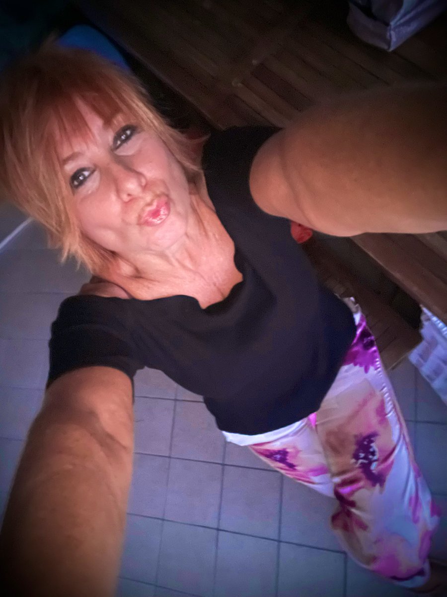ninaoraloso's tweet photo. Se è così,è merito dei tuoi occhi! 
#quellochegliuominidiconoconiocchi 
#grazie
#29settembre2019 
#lovebar 
😘 https://t.co/HkdB0ZB3R2