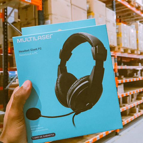 bringitce's tweet photo. Já conhece o headset giant da multilaser? 
Se o problema era qualidade para suas videochamadas, tá aí a solução. 

Encontre esse e muitos outros modelos de headset em nosso site: https://t.co/U1hkl3ZNJX https://t.co/b0v3jVRhER