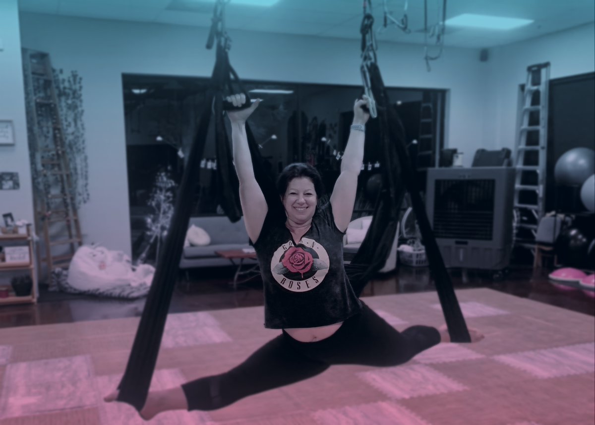 ToughLotus's tweet photo. This is Corrine - just living her best life teaching Bungee, Burlesque, &amp; Aerial! 

#toughlotustribe  #bombshell  #bombshellfitness  #Aerial  #aerialfitness  #bungee  #bungeefit https://t.co/mxD7KYaZaf