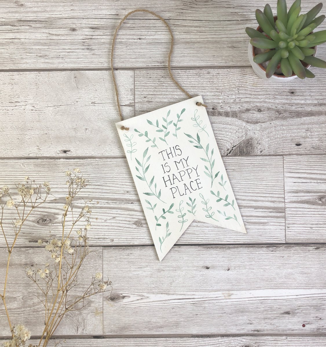 cwadephotoart's tweet photo. Hand painted #positivity inspired wooden wall signs 
Great to display in your home &amp; work space 

https://t.co/Vx4nEKrCE5

#womaninbizhour #handmade #handmadehour #homedecor #queenof https://t.co/FdYXPbId0h