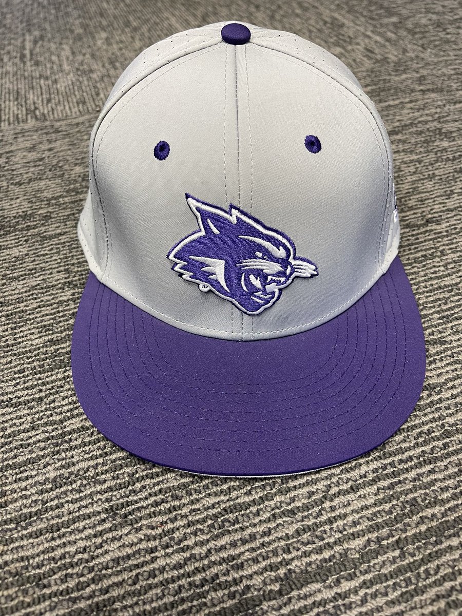 ACU_Baseball's tweet image. As we get set to kick off our 1st official team practice of the 🍂 tomorrow, we wanted to give our followers a chance to win our 🍂hat! 

For a chance to WIN;
👇👇
1. Like this tweet
2. Retweet this tweet 
3. Be patient…

The winner will be 📢 on Friday before our 1st scrimmage!