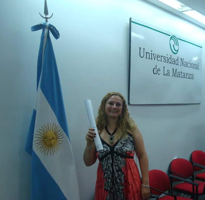 ruizmarisaester's tweet photo. Feliz 32 aniversario Universidad @UnlamOficial   
Un orgullo ser docente desde hace mas de 15 años en dos de sus carreras y haber pasado por sus aulas como estudiante y obtener mi título de Mg. en Comunicación.
#UNLaM
#RelacionesPúblicas
#ceremonialyprotocolo https://t.co/wAl2G7mcFT
