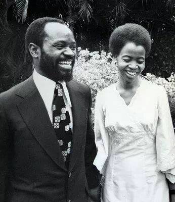 Happy Birthday Samora Machel!

Aluta continua! 