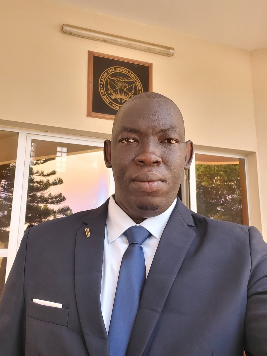 norotigui's tweet photo. @MoukadamDame  fin de mission à Dakar. https://t.co/absgn8708n
