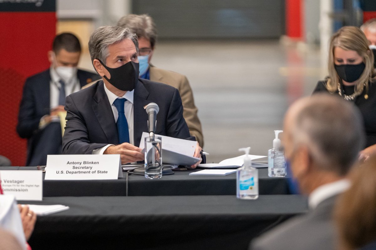 SecBlinken's tweet photo. Our task at the #TTC is to create a compelling vision for global trade and technology that serves our people, protects our interests, and fosters a spirit of innovation. Meeting these goals will also reinforce democratic values and respect for human rights. https://t.co/2oV0bvVK5t
