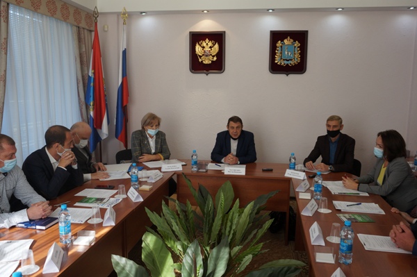 28 сентября 2021 г. состоялось заседание круглого стола комиссии ОП СО по МСУ, строительству, ЖКХ. Участники дискуссии обратились к вопросам начисления ОДН по электроэнергии.
Подробнее: op63.ru/index.php?opti…
#ОП #СО #ЖКХ #ОДН