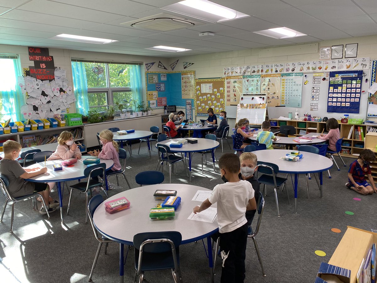 mrshhewitt's tweet photo. Math centers to practice addition and subtraction fluency #mathisfun https://t.co/nGNpqQCN7X