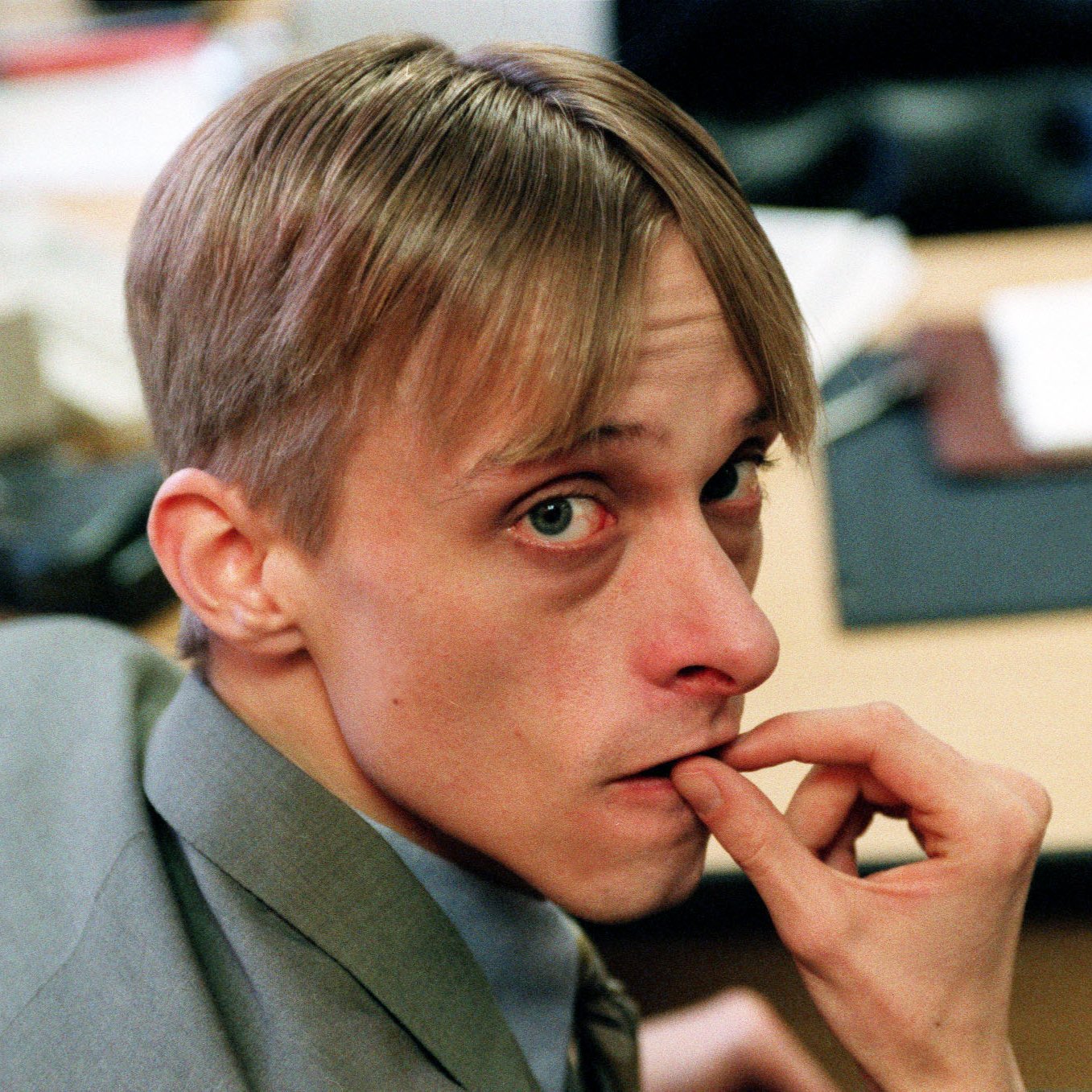 Happy 50th birthday to The Office and Detectorists star Mackenzie Crook.  

Profile:  