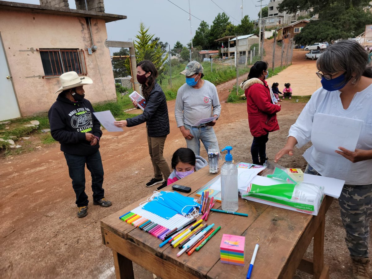 Día 2: Expedición UAQ-Fulbright Specialist, Sierra Gorda 2021

 .  En el segundo día de actividades del proyecto Fullbright Specialist-UAQ coordinado por la Dra. Tatiana Lobato de Magalhães, profesora investigadora de ... facebook.com/fcnuaq
