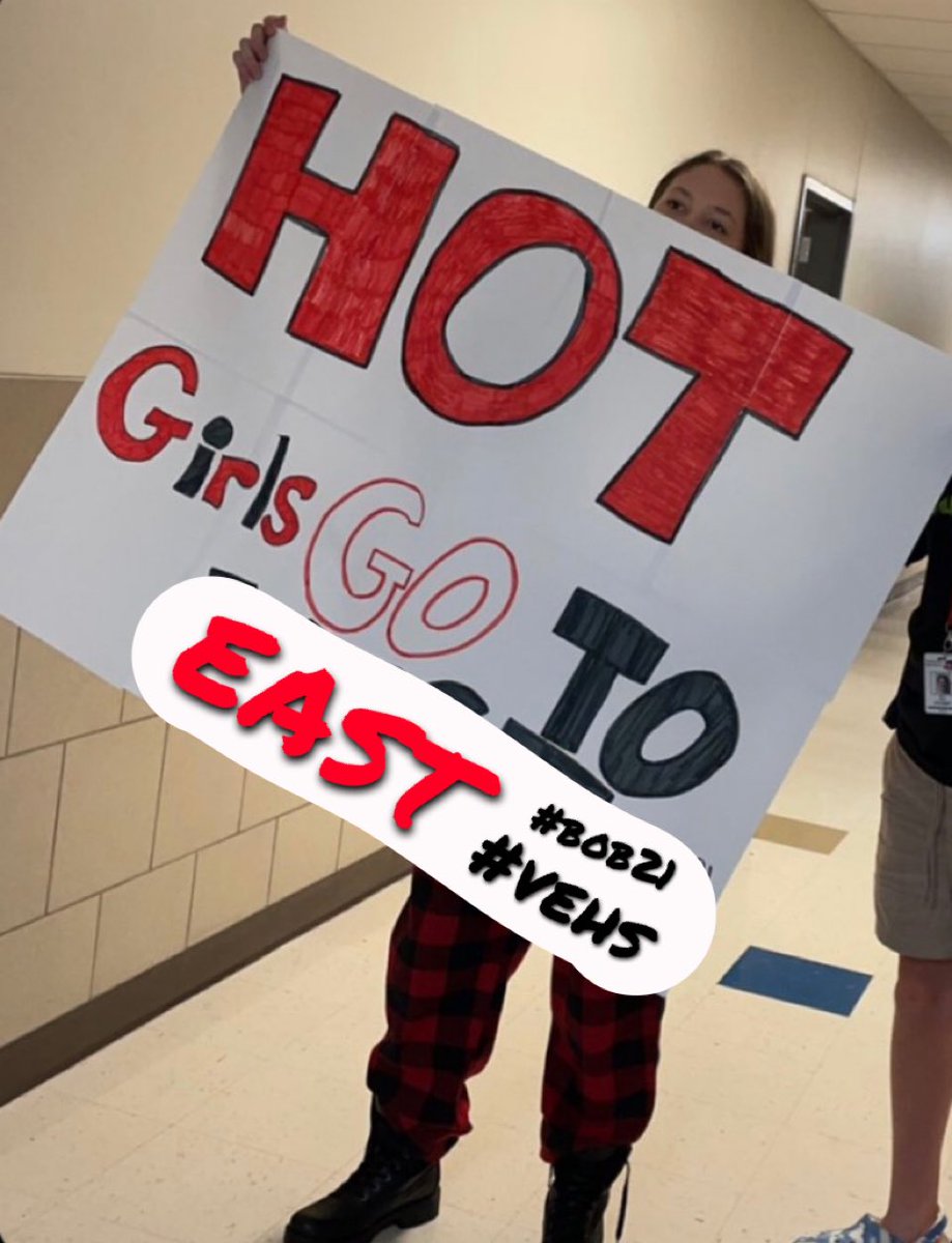 taylorgracee77's tweet photo. ❤️❤️❤️#bob21 #vehs @VictoriaISD https://t.co/54LS1tk0JM