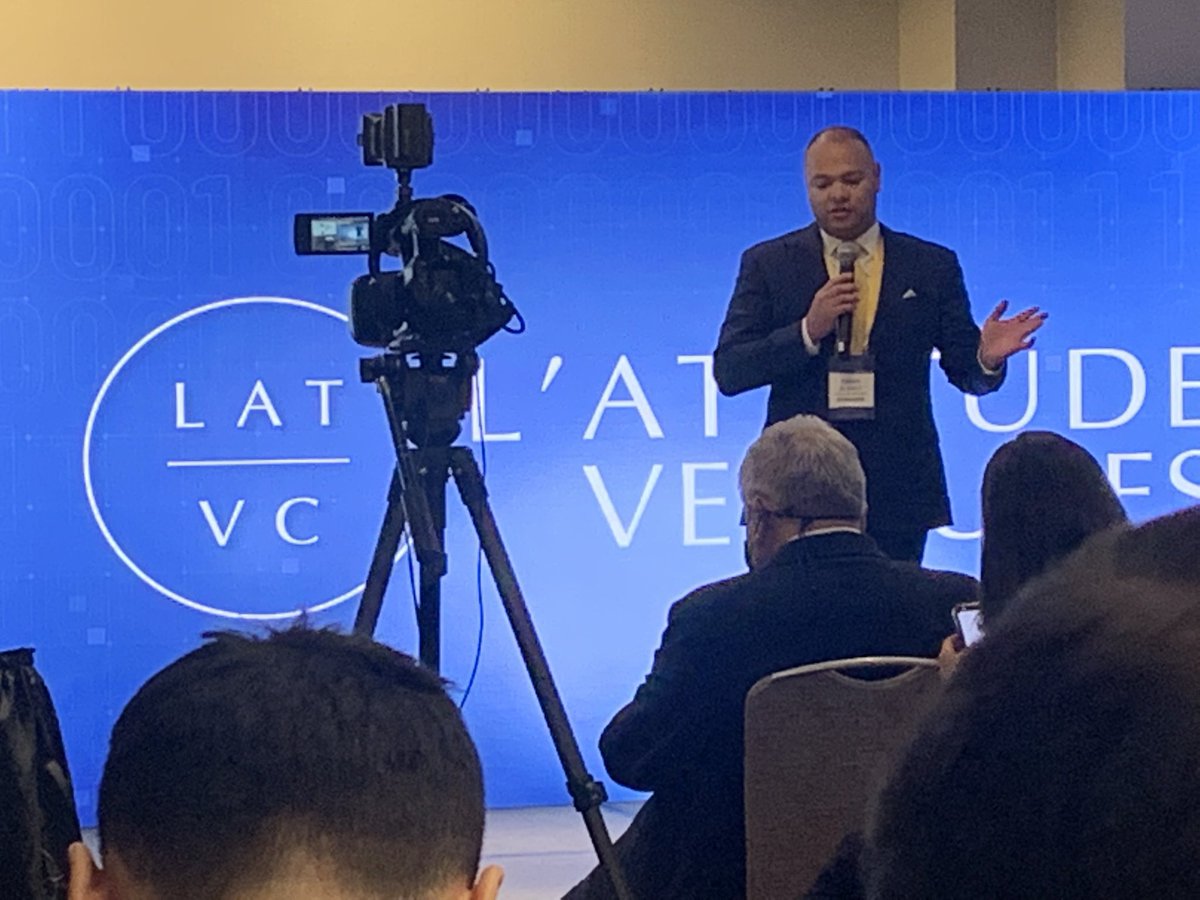 mongeliliana's tweet photo. Kennie Blanco kicks off #LATTITUDE2021 in #SanDiego @LATTITUDEevent #LatinxInTech @LatinxApp 🔥😎💻 https://t.co/e7ey2HmnEU