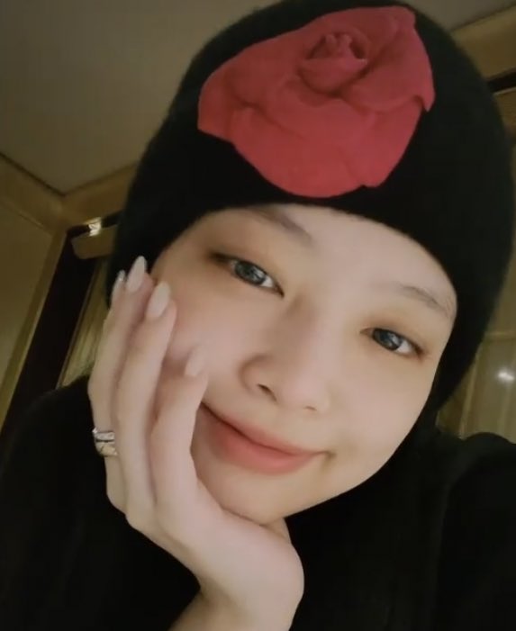 ໊ (@jnkstyle) on Twitter photo 