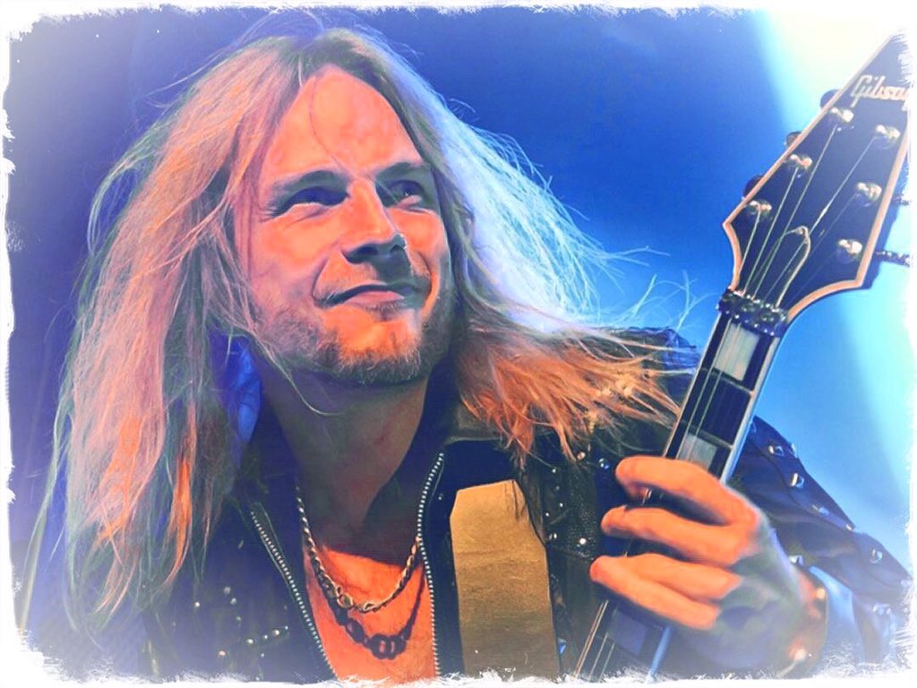 axemaster22's tweet photo. @judaspriest Know that we're all cheering you on Richie and can't wait to see you healthier and stronger than ever before &amp; back out blasting those thunderous riffs before packed stadiums everywhere! Get well soon Brother! 🌟🎸🌟🎸🌟🎸🌟🎸🌟 https://t.co/KoDdE7I5vQ