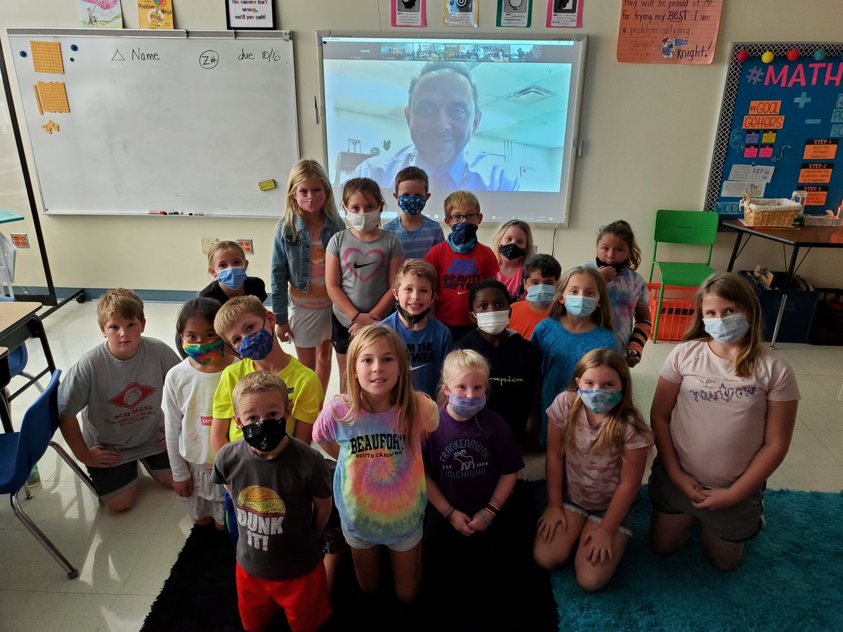 Mrs. Zeek tweet media