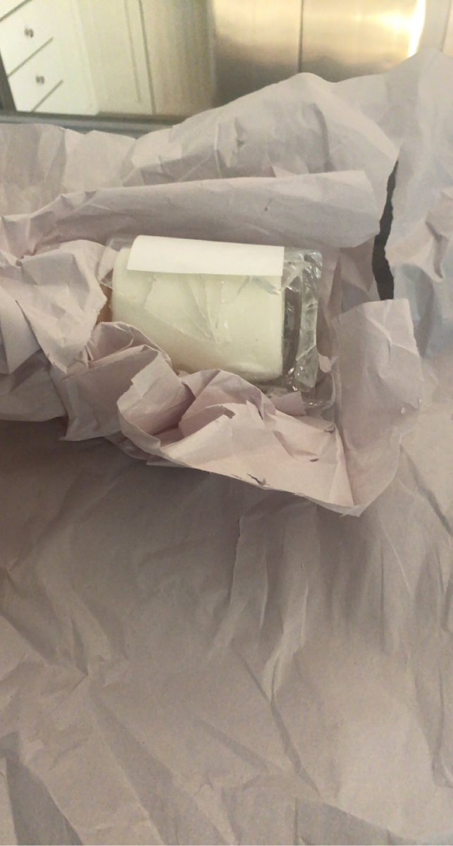 Kenz_106's tweet photo. @USPS first y’all literally stole my AirPods from a package, opened it up, had insurance on it, y’all didn’t do shit. Now this gets delivered to me today. Get your shit together. https://t.co/iOGY5kZ9WS