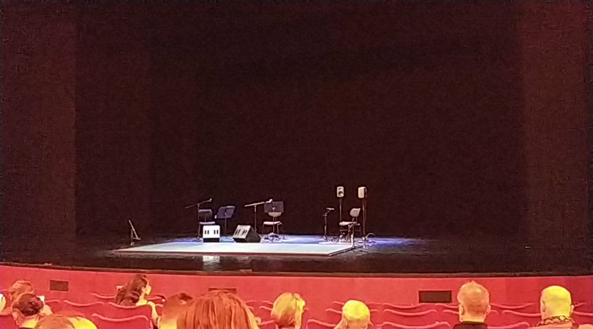 Miguel Rodríguez Echeandía (@mrecheandia) on Twitter photo Esperando a <a href="/jl_monton/">José Luis Montón</a> y <a href="/SandraCarrasc0/">Sandra Carrasco</a> en los <a href="/TeatrosCanal/">Teatros del Canal ▪️ Comunidad de Madrid</a> para descubrir su nuevo trabajo "Canciones al oído". Esperando a <a href="/jl_monton/">José Luis Montón</a> y <a href="/SandraCarrasc0/">Sandra Carrasco</a> en los <a href="/TeatrosCanal/">Teatros del Canal ▪️ Comunidad de Madrid</a> para descubrir su nuevo trabajo "Canciones al oído".
