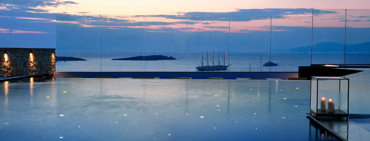 2LUXURY2's tweet photo. #Mykonos: The reasons why it is worth visiting at the beginning of Autumn.
#travel #holidays #newaugust #visitingmykonos #greece #cyclades
https://t.co/IQgMUk8aln https://t.co/9JfLEIJaTn