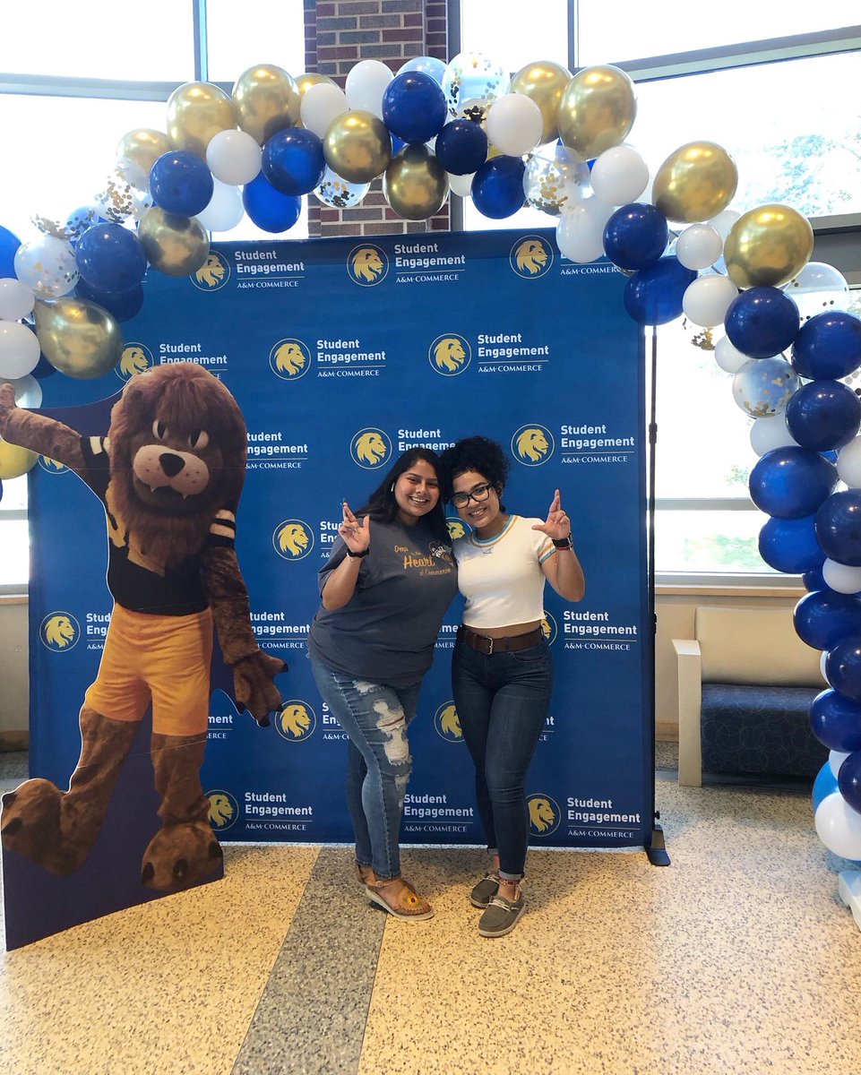 ¡Mujeres De Acción! tweet media