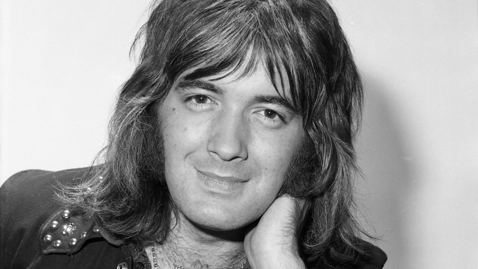 Benstriesenou1's tweet image. #RIP Barry Ryan (1948 - 2021) #BarryRyan 
Ryan overleed op 29 september aan de gevolgen van kanker. Hij had drie top 10 hits in Nederland, waarvan 'Eloise' de eerste plaats haalde in 1968, dat nummer staat ook elk jaar in de Top 2000. youtu.be/-D24yIYiVBc