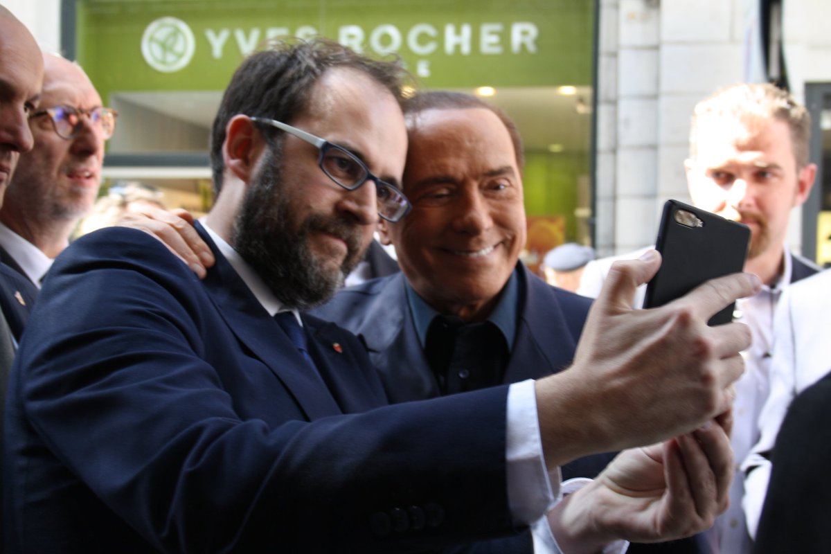 🎂🎂🎂Auguri Presidente !!!

#AndreaCavazzini #Cavazzini #ForzaItalia
#Elezioni 3&amp;4 Ottobre #Trieste #LoveTrieste #TriesteTiAmo