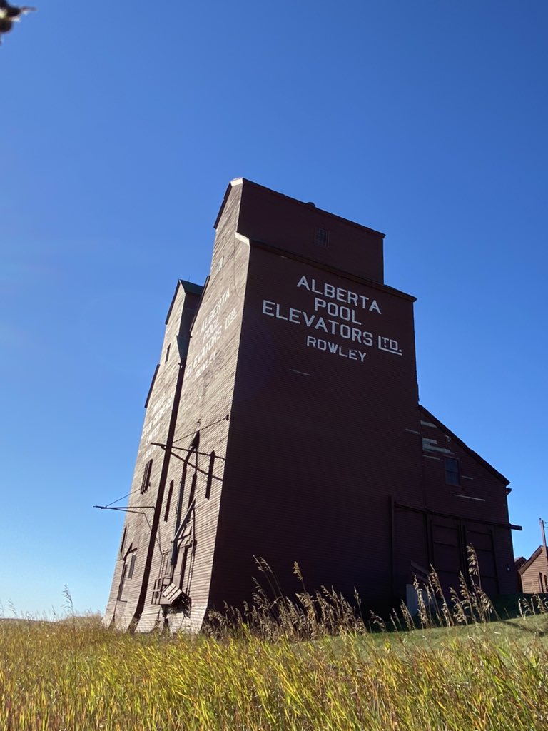VGray65's tweet photo. VAM Academy and CAPA students are on the road today. Photography and film making in the ghost town of Rowley. So great to see the collaboration and engagement here today. Stay tuned for our film screening and photography show. Feels amazing to be learning like this. @whcroxford. https://t.co/qJkXzY7LJo
