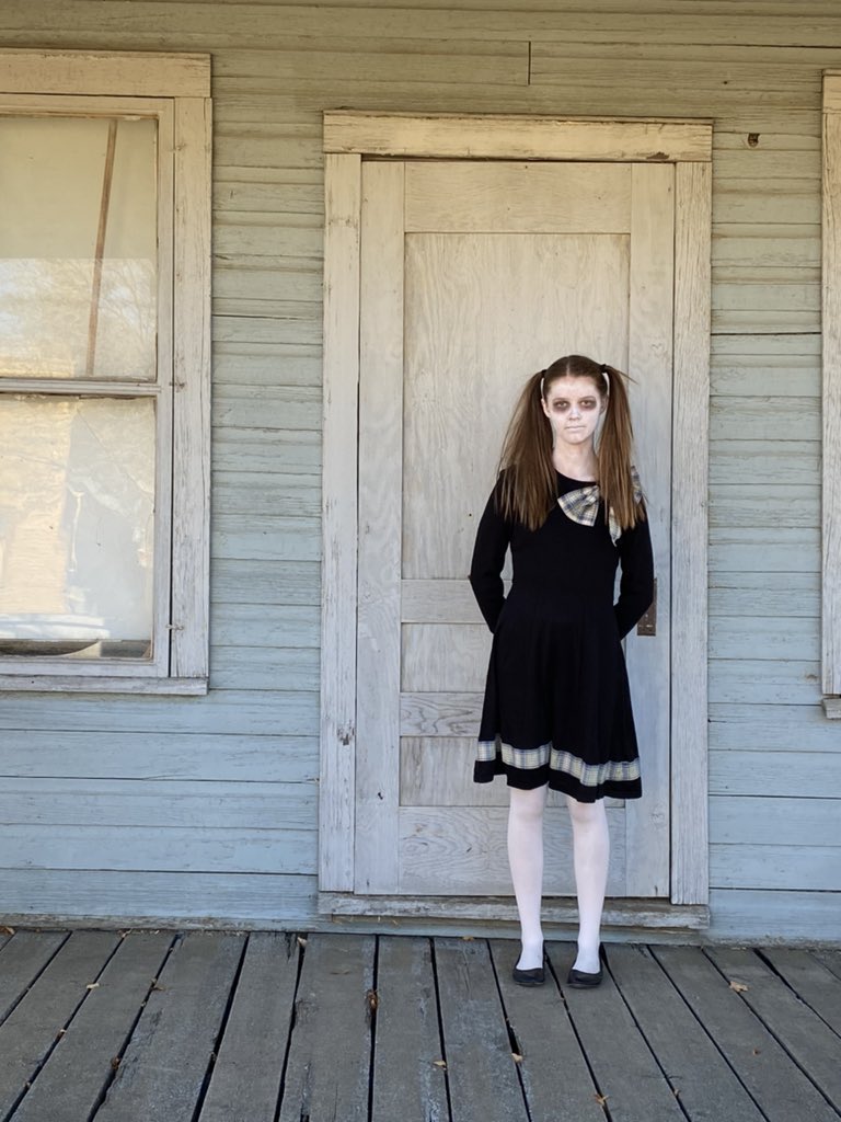 VGray65's tweet photo. VAM Academy and CAPA students are on the road today. Photography and film making in the ghost town of Rowley. So great to see the collaboration and engagement here today. Stay tuned for our film screening and photography show. Feels amazing to be learning like this. @whcroxford. https://t.co/qJkXzY7LJo