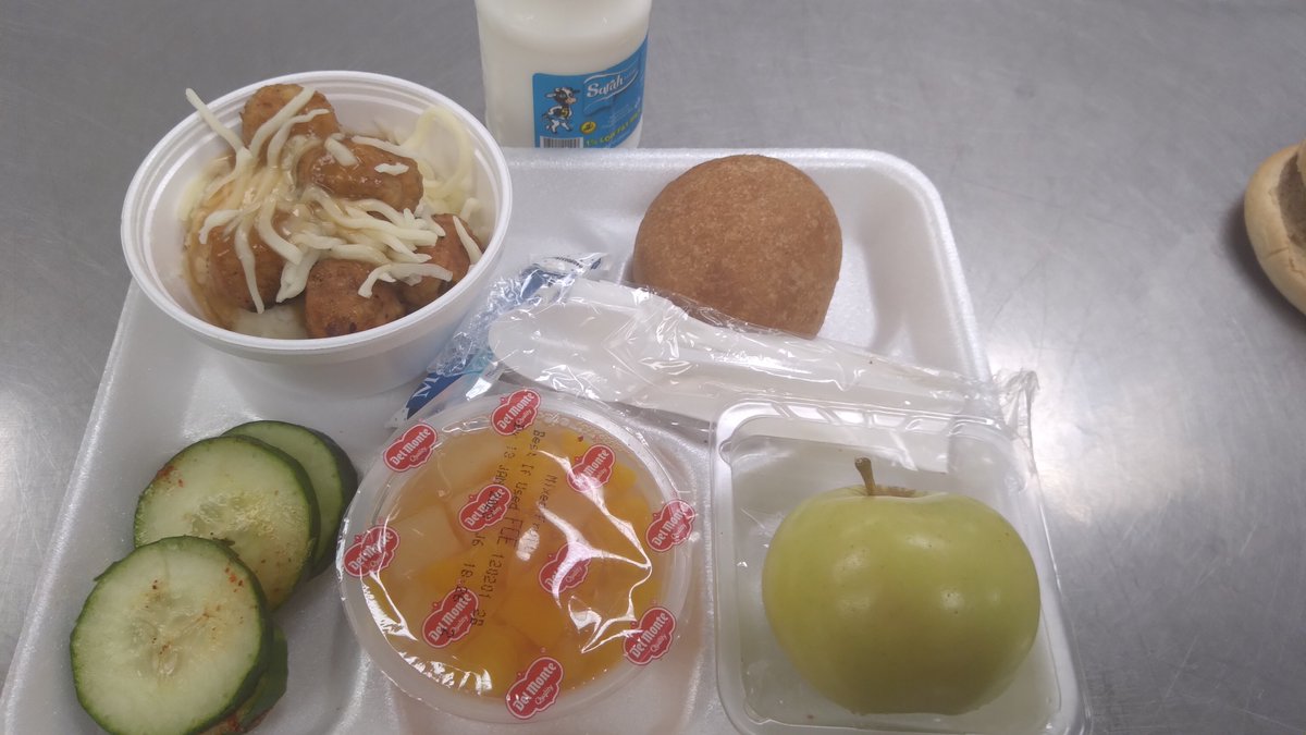 HabricCafe's tweet photo. Lunch is happening at the Mighty Hawk Café....Delicious food for our students.  Mashed Potato Meatball Bowl with cucumbers &amp; fruit or 2 Yogurt with graham crackers with vegies and fruit and of course choice of milk.  Yummy😍 https://t.co/IKYrmZ3fP9