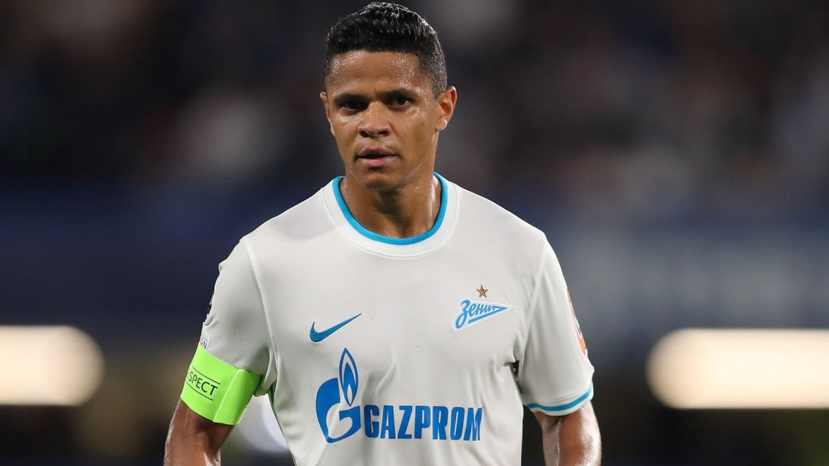 Sofascore's tweet photo. 🔎 | FOCUS

Douglas Santos was the star man in Zenit St Petersburg's dominant 4:0 win over Malmö:

👌 72 touches
🅰️ 1 assist
🔑 6 key passes
👟 43/51 accurate passes
💨 1/1 successful dribbles
⚔️ 3/4 ground duels won
🧲 2 interceptions
📈 8.3 SofaScore rating

#ZENMFF #UCL https://t.co/LnMtvqQihb