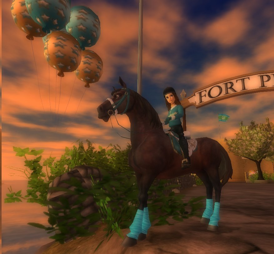 Daphne Silverforest tweet media