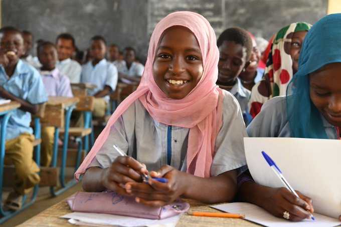 KentPage's tweet photo. “Children are apt to live up to what you believe of them.” ~ Lady Bird Johnson

Please retweet if you agree w/this #WednesdayWisdom &amp; that #EducationCannotWait for any child. 

@un @fcdoeducation @bmz_bund @stateprm @danishmfa @mfa_lu @qf @educannotwait @yasminesherif1 #SDG4 https://t.co/QdlJjzZPKY