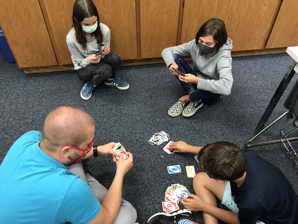 pam_psmith's tweet photo. Wellness Wednesday in Advisory w activities like #justdance #uno and more. Time to have fun w classmates and recharge #RowlandHallMS @RowlandHall @ctlarsen26 https://t.co/kJXza5tGvo