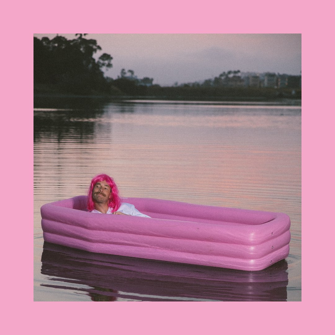 pompomfloats's tweet photo. OUR FLASH SALE ENDS TONIGHT AT 11:59 PM ET! 🦩

Get 2 floats for the price of one! Use code "BYESUMMER21" at checkout. Now on https://t.co/Pg1fg1X1Tw ⚰️⁠ https://t.co/dUJa9eyvcG