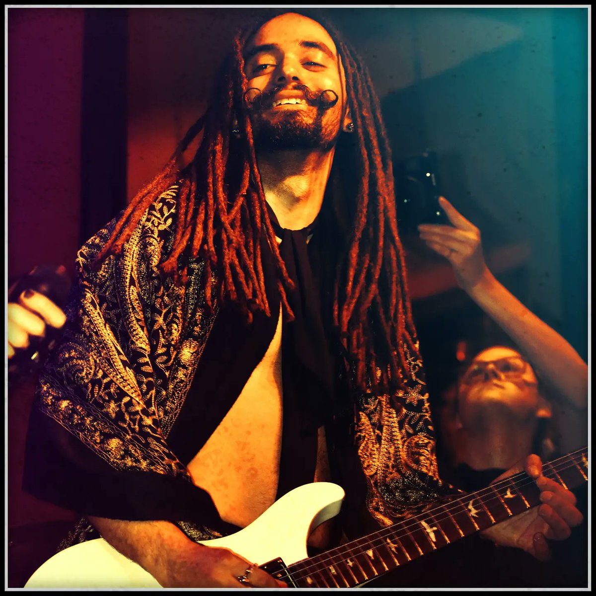 💀DEAD HUMOR🤣 tweet media