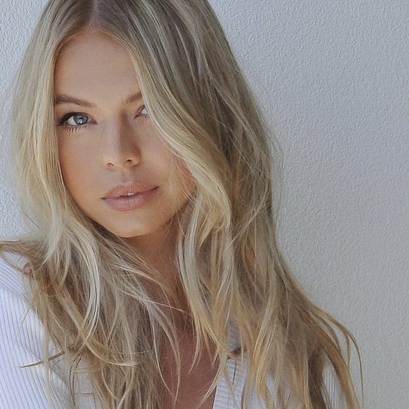 georgiathinker's tweet photo. god is a woman, and her name is georgia-may davis. https://t.co/uLPUDZMsBY