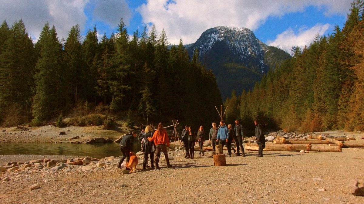 The 100 S7 News tweet media