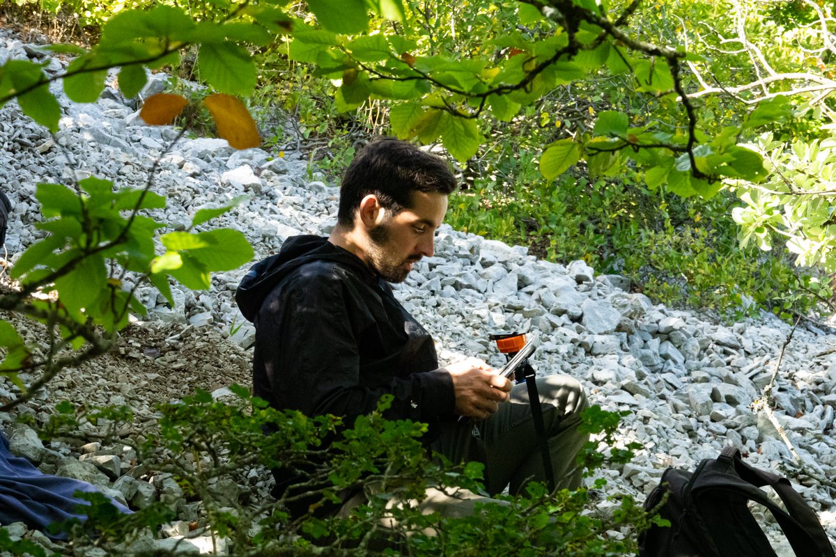 3aGmn's tweet photo. Après 10 jours de terrain à Villeperdrix où nous avons pu faire un état des lieux de la biodiversité des espaces boisés et milieux ouverts, nous rentrons sur Nancy pour analyser nos données. Ce fut une expérience riche d'apprentissage avec @CenRhoneAlpes @APT_Nancy @AgroParisTech https://t.co/9aT1SQA18g