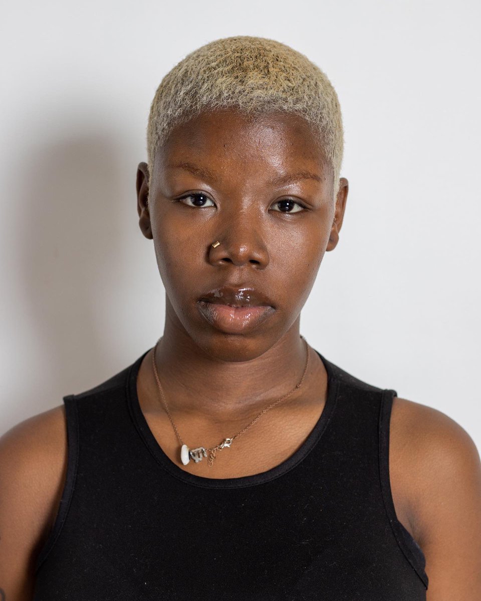 Muavethemuse's tweet photo. Updated Headshots 📸

Bust: 34”
Waist: 27”
Waist: 34”
Shoe size: 9
Height: 5’5

#newyorkmodel #lamodels #weloveyourgenes #modelagency #scoutme #naturalmodelsla #tennesseemodel #imgmodelscout #elitemodelsearch #nashvillemodelingagency #fashionmodel #talentagency #dnamodels https://t.co/569dTZwoIo